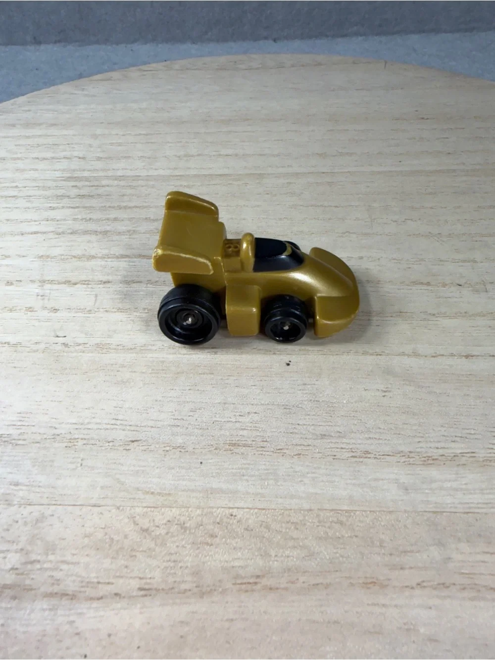 VTG 1997 Fisher Price Spiral Speedway Gold Race Car Replacement Vehicle 71146